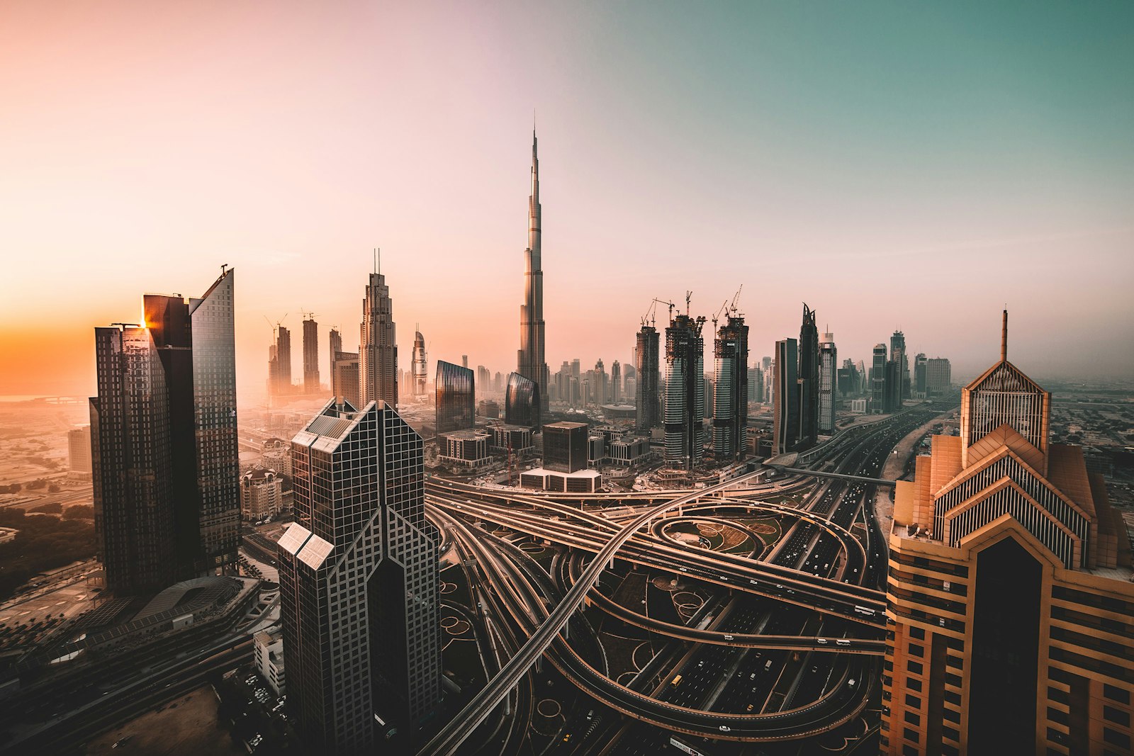 Dubai business district context for comparing free zone and mainland company setup paths