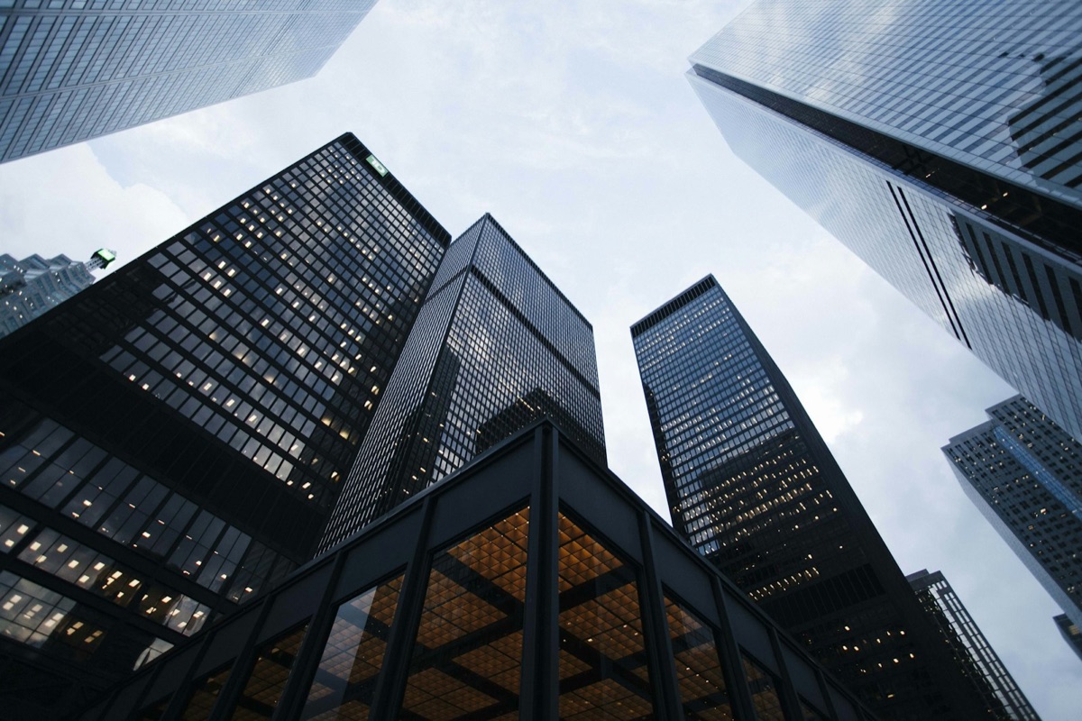 Mainland company formation - modern business architecture